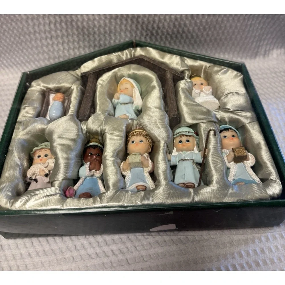 Morehead 2008 Mini Nativity Set Jesus Christmas Holiday 9 piece Christ Child EUC